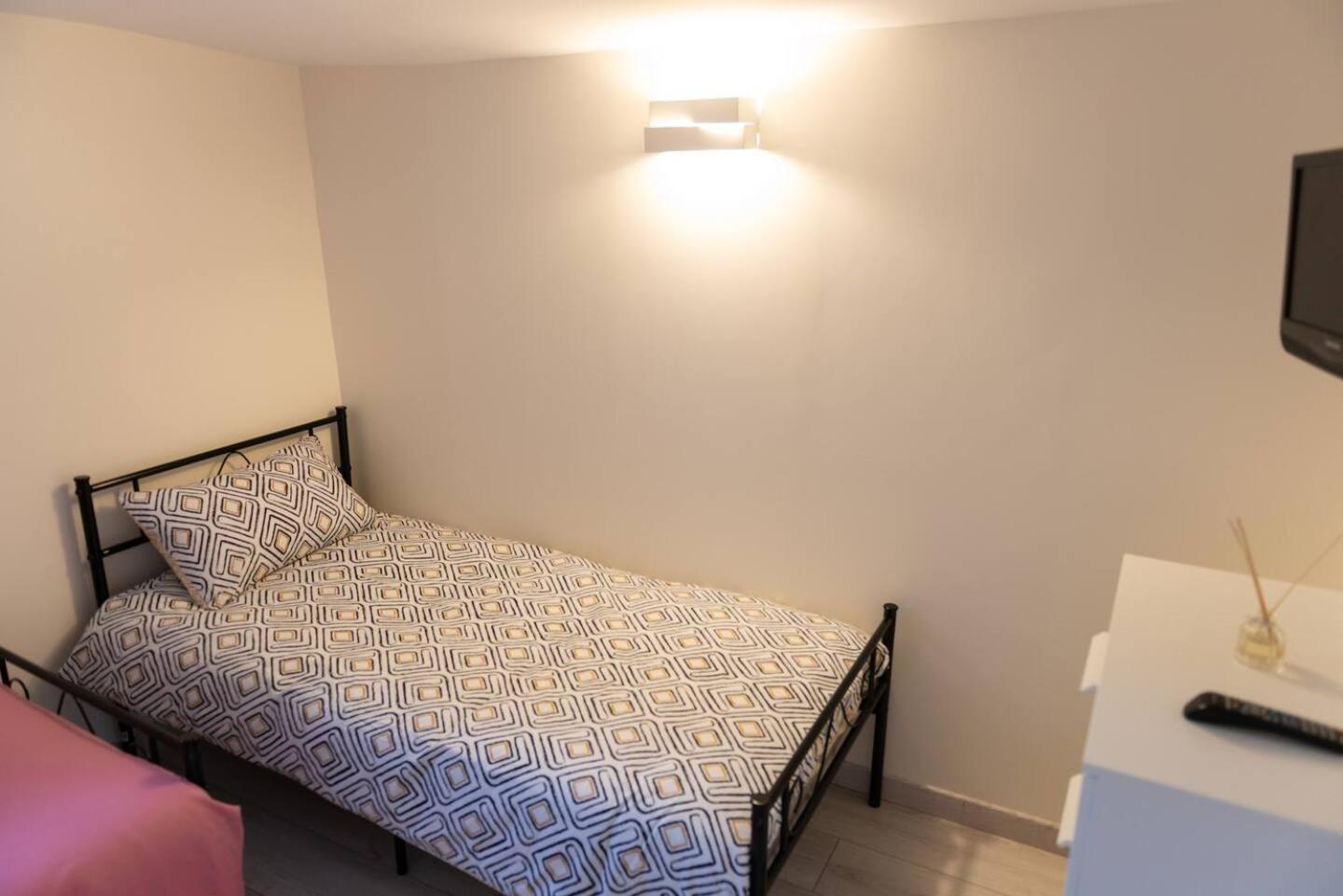 Gheddachi Apartman Gentilly Kültér fotó
